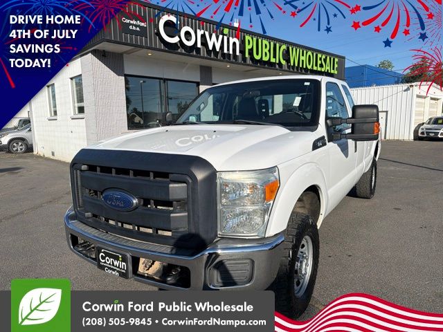Oxford White 2016 Ford F-350 Super Duty Pickup Truck Four-Wheel Drive 6-Speed Automatic