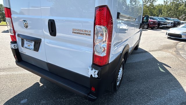 Used 2024 White Ram Base image 43