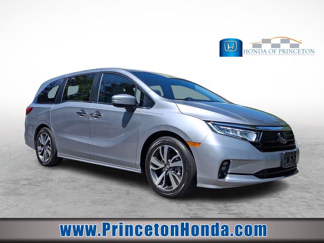 Lunar Silver Metallic 2023 Honda Odyssey Minivan Front-Wheel Drive Automatic