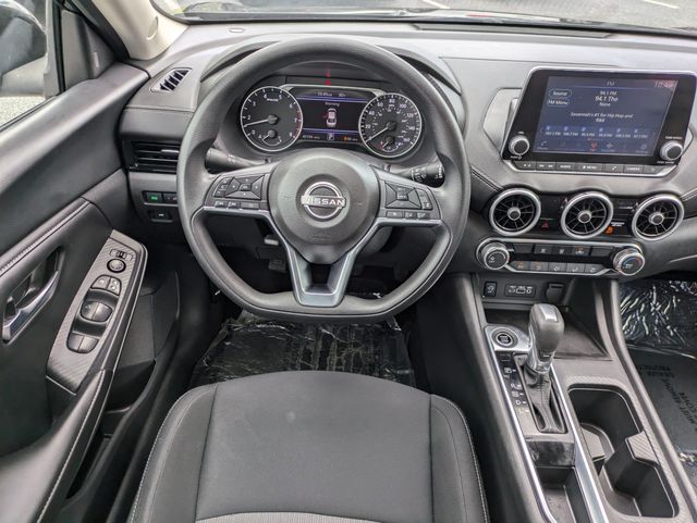 2024 Nissan Sentra SV Xtronic CVT
