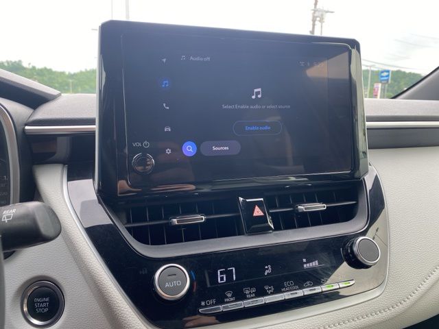2023 Toyota Corolla Hatchback SE photo