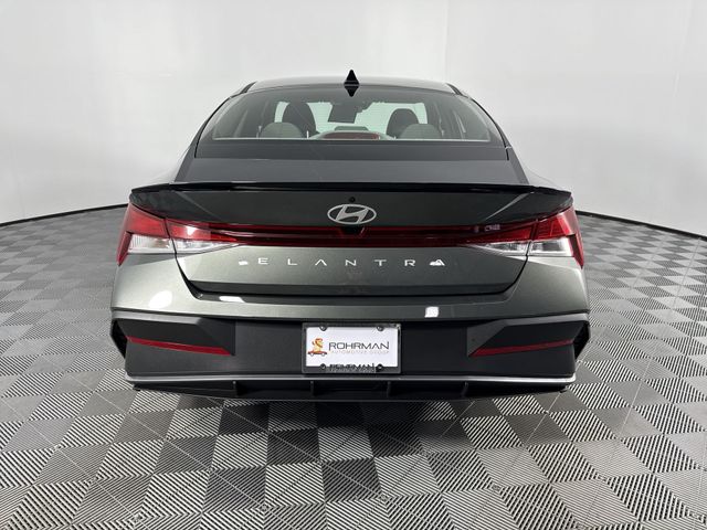 New 2025 Hyundai Elantra For Sale in Indianapolis, IN