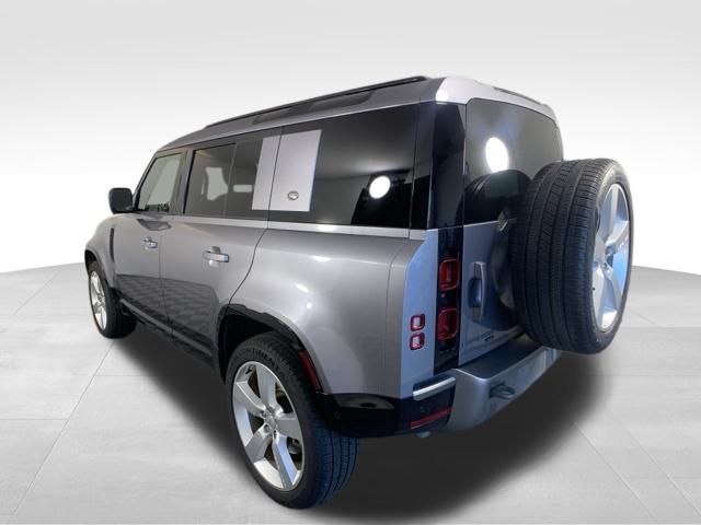 2022 Land Rover Defender 110 X-Dynamic SE 5