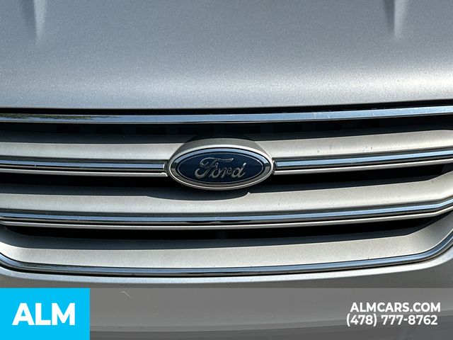 Used 2019 Silver Ford SE image 5