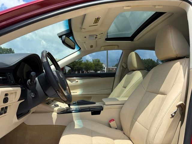 Used 2015 Lexus ES Sedan