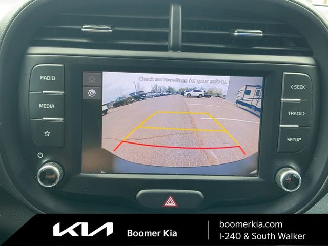 Snow White Pearl 2022 Kia Soul LX FWD SUV / Crossover Front-Wheel Drive Continuously Variable Transmission