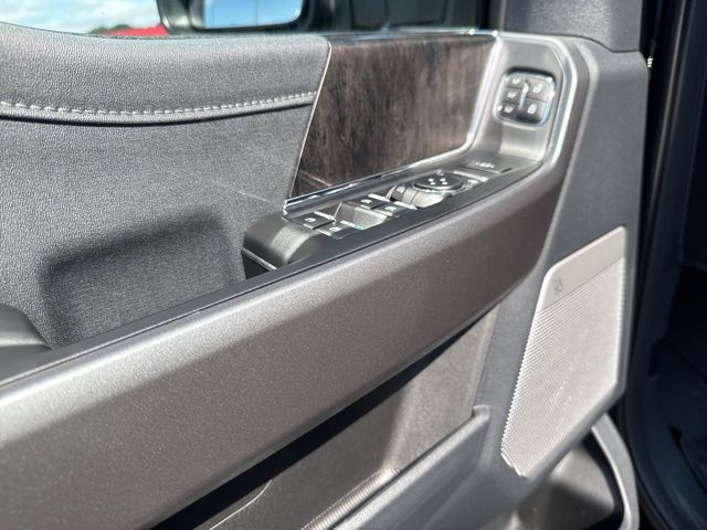 New 2025 Black Ford Lariat image 25