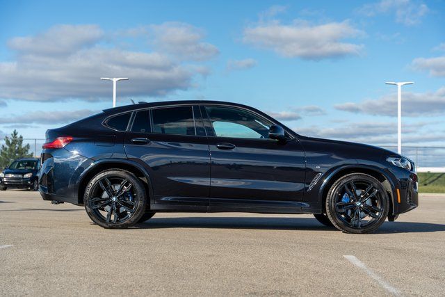 2022 BMW X4 M40i 8