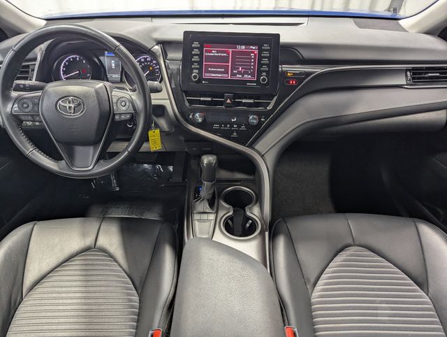 View vehicle photo 6