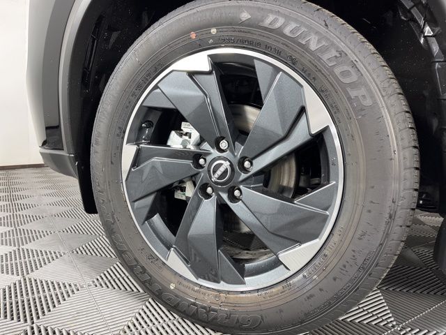 2025 Super Black Nissan Rogue SV FWD SUV