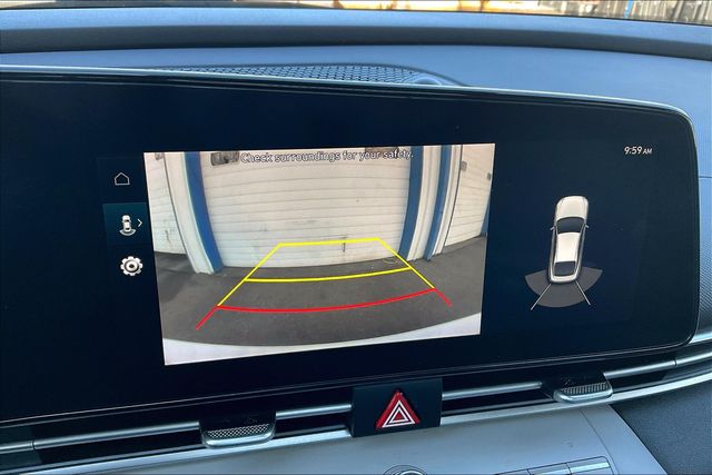 2022 Hyundai Elantra Hybrid Limited photo