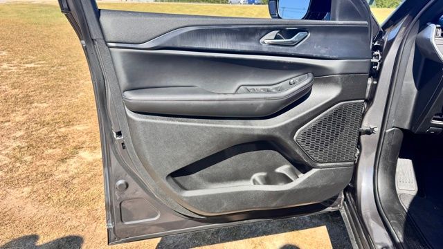 new 2025 Jeep Grand Cherokee L car, priced at $40,968