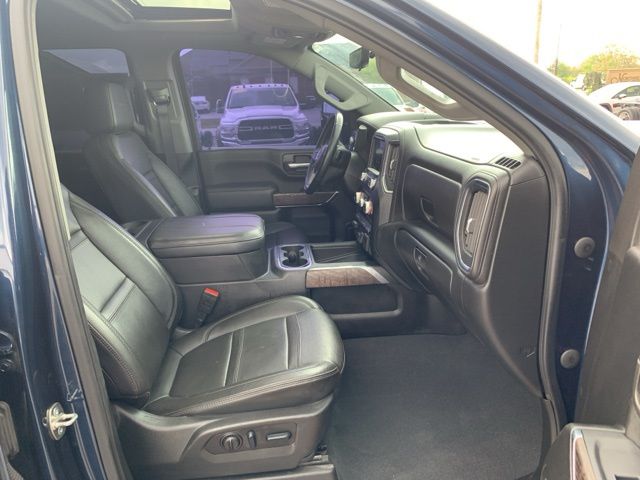 2023 GMC Sierra 3500HD Denali photo