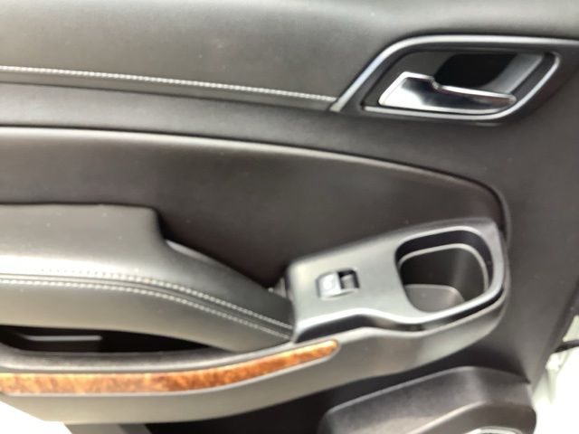 Used 2020 Summit White Chevrolet Premier image 14