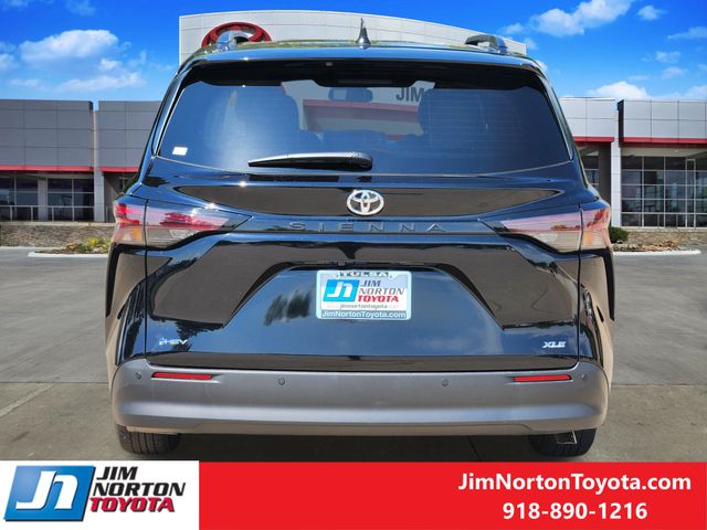 Used 2026 Toyota Sienna Van