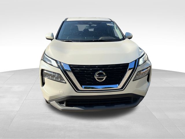 2021 Nissan Rogue SV 4