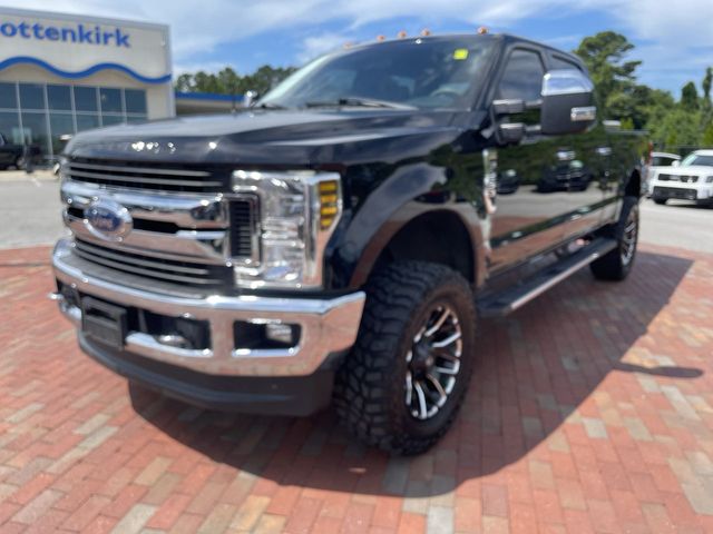 2019 Ford F-250 XLT 4x4 Crew Cab 6-3/4' Box's photo
