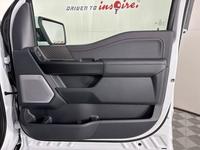 2025 Oxford White Ford F-150 Raptor 4X4 Truck