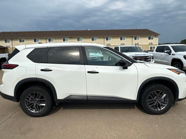 Used 2024 Nissan Rogue SUV