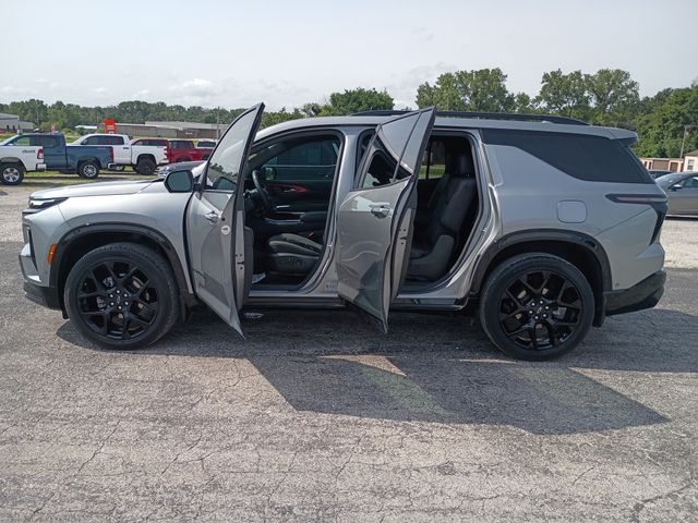 Used 2024 Chevrolet Traverse SUV