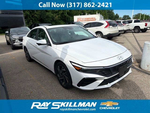 2024 Hyundai Elantra Limited FWD
