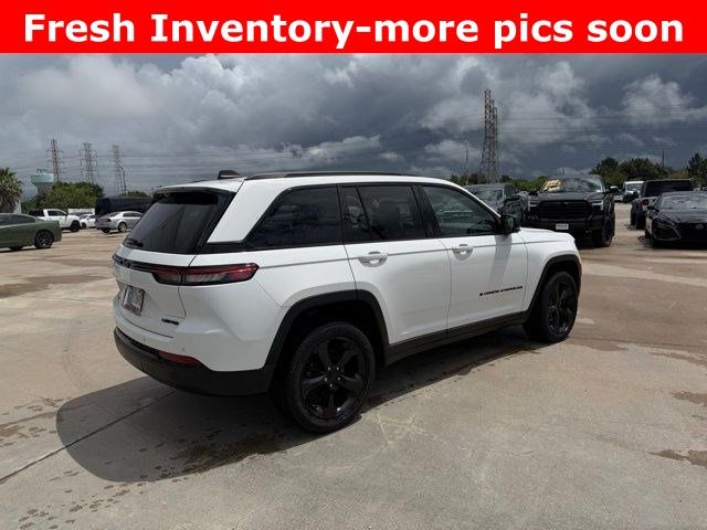 2023 Jeep Grand Cherokee Limited White/off-white at Big Star Chrysler Jeep Dodge Ram 