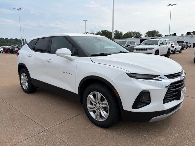 Summit White 2021 Chevrolet Blazer SUV / Crossover Front-Wheel Drive 9-Speed Automatic