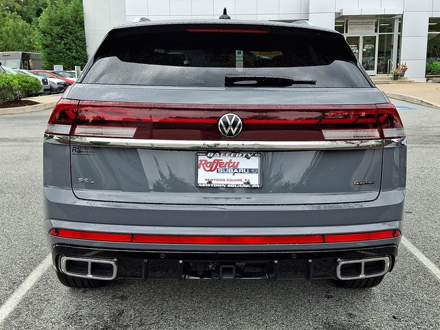 2025 Volkswagen Atlas Cross Sport 2.0T SEL Premium R-Line  at Sutliff Volkswagen