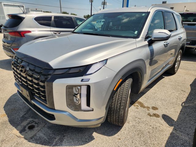 2025 Hyundai Palisade SEL Silver at Texan Dodge Chrysler Jeep Ram