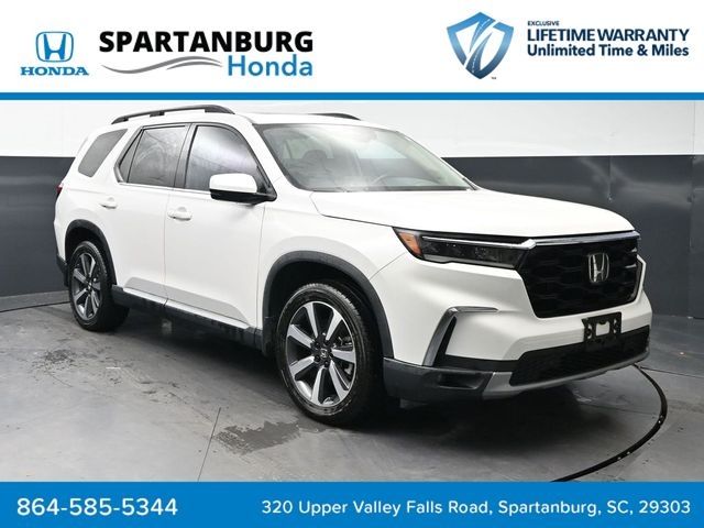 Platinum White Pearl 2023 Honda Pilot SUV / Crossover Front-Wheel Drive Automatic