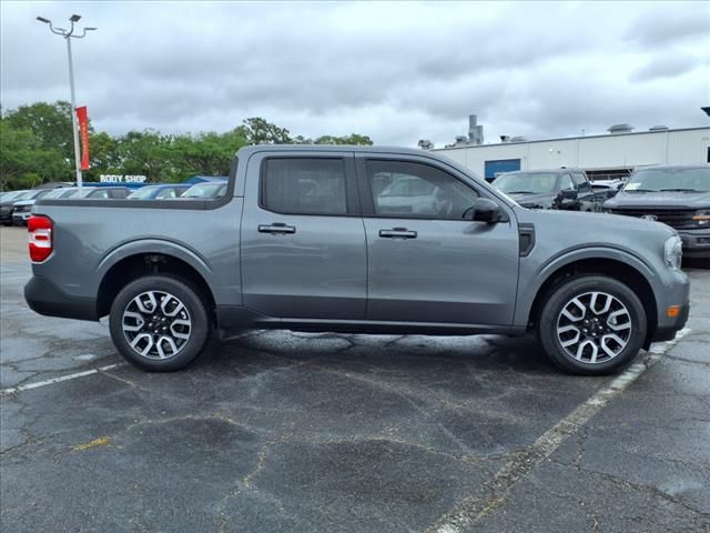 2024 Ford Maverick Lariat photo