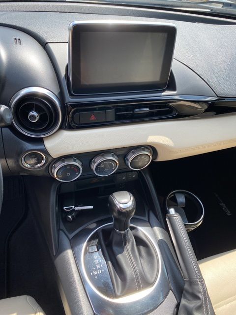 Used Car 2018 Fiat 124 Spider  Lusso For Sale Under $20,000 In San Antonio, Texas