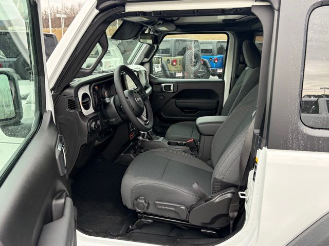 new 2026 Jeep Wrangler car, priced at $40,122