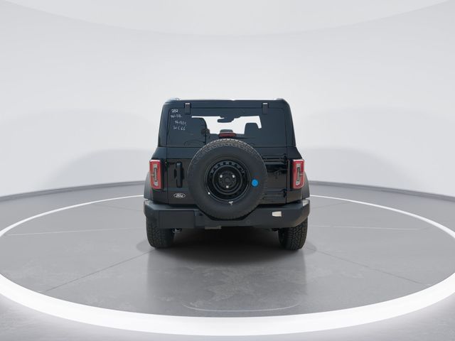 New 2026 Shadow Black Ford Outer Banks® image 7
