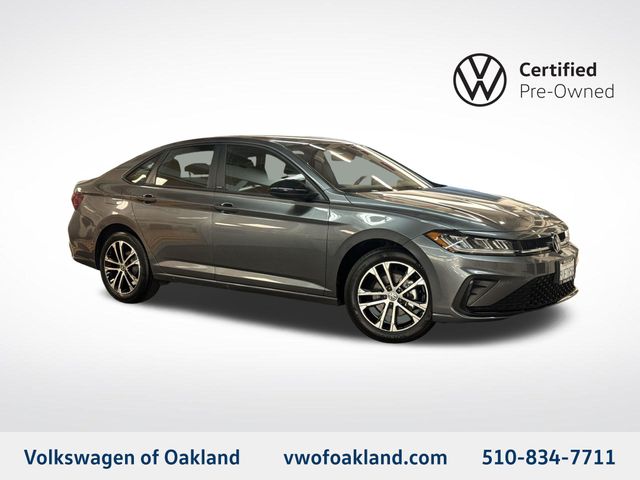 Platinum Gray Metallic 2025 Volkswagen Jetta Sedan Front-Wheel Drive 8-Speed Automatic