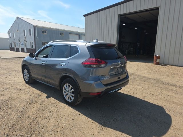 2018 Gun Metallic Nissan Rogue SV AWD SUV