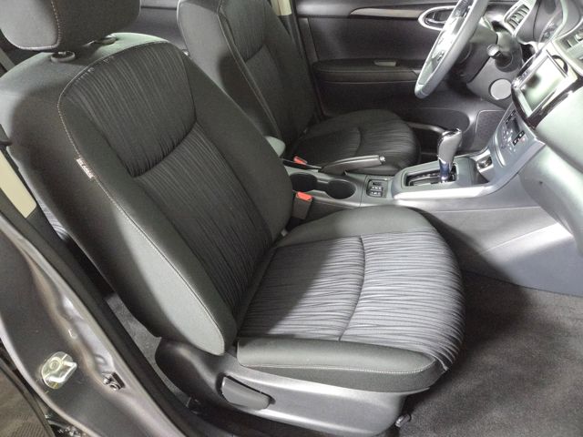 2019 Nissan Sentra SV photo 27