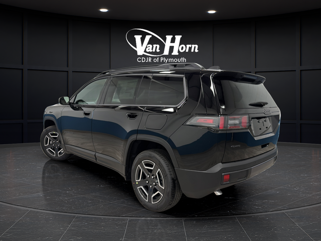 New 2026 Diamond Black Crystal Pearlcoat Jeep Laredo image 5
