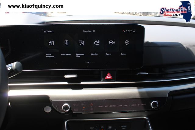 New 2026 Kia Carnival MPV Van