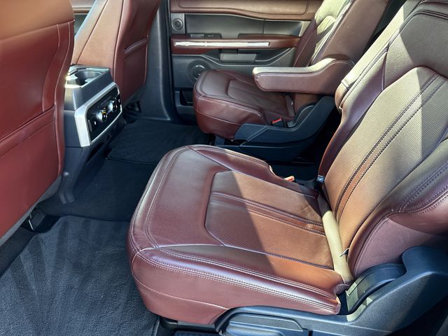 Used 2024 Silver Ford Limited image 18