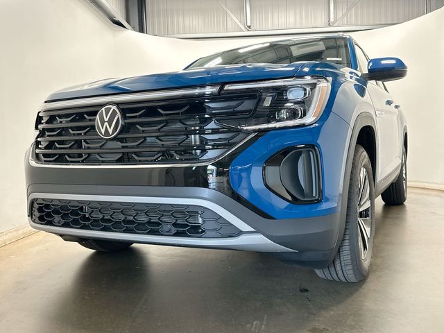 2026 Volkswagen Atlas Cross Sport 2.0T SE Blue at Sutliff Volkswagen