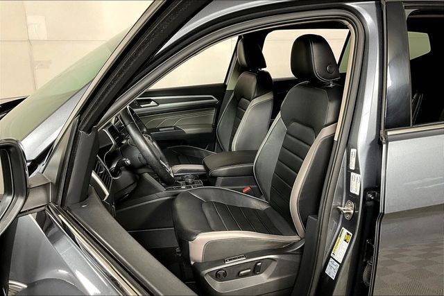 2021 Volkswagen Atlas 3.6L V6 SEL Premium R-Line photo