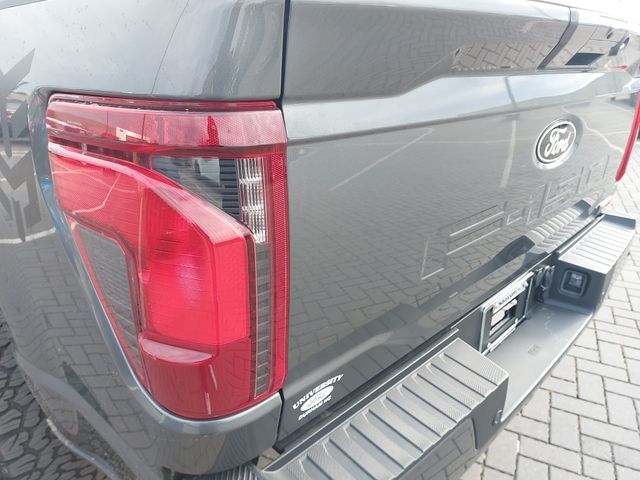 New 2026 Gray Ford XLT image 32