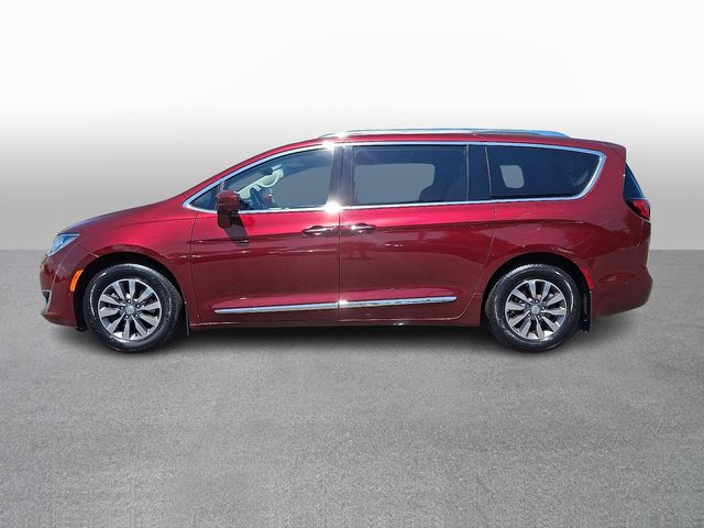 Used 2019 Chrysler Pacifica Van