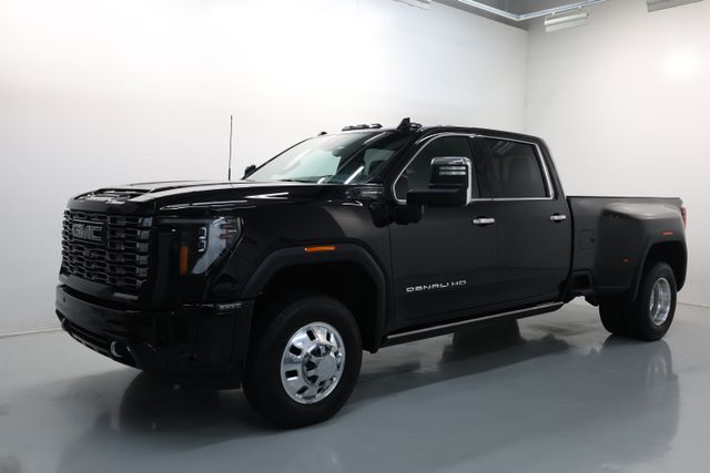 Onyx Black 2025 GMC Sierra 3500HD Pickup Truck Four-Wheel Drive Automatic