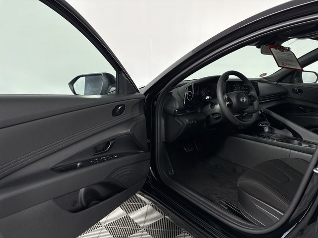 Used 2025 Hyundai Elantra Hybrid For Sale in Indianapolis, IN