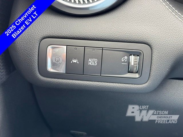 2025 Chevrolet Blazer EV LT photo