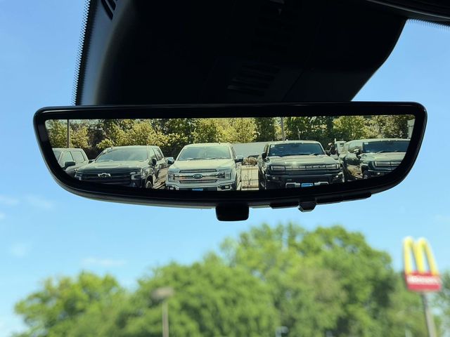 2026 GMC Acadia AT4 - Photo 17