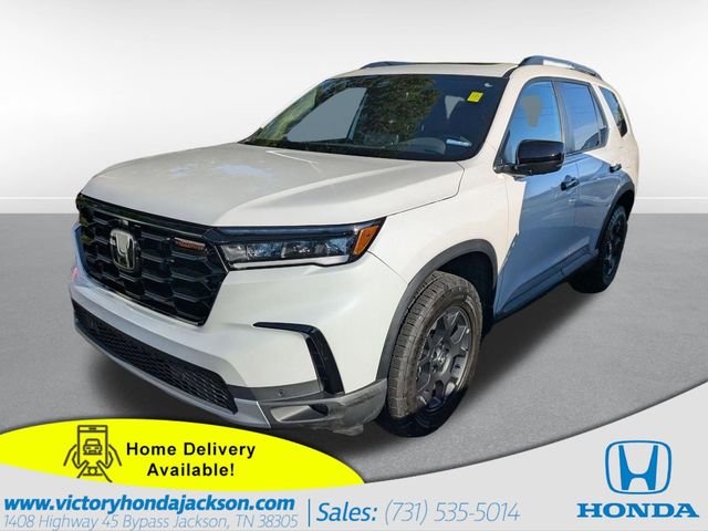 Platinum White Pearl 2025 Honda Pilot TrailSport AWD SUV / Crossover All-Wheel Drive Automatic