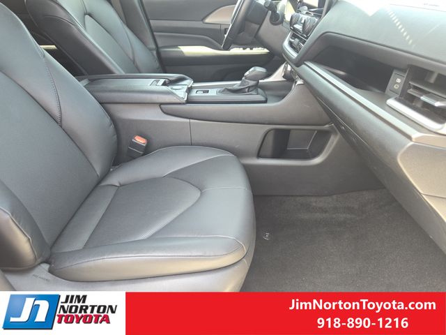 Used 2024 Toyota Grand Highlander SUV